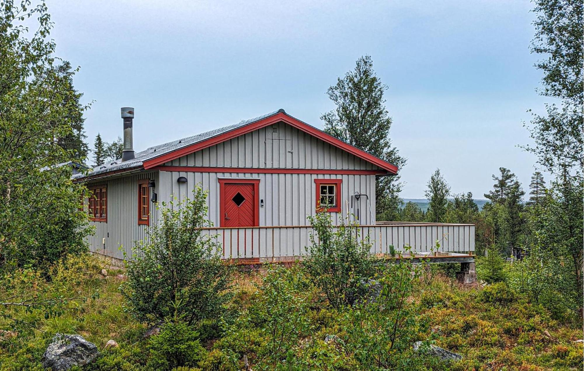 Cozy Home In Saerna With Sauna Fjatervalen Εξωτερικό φωτογραφία